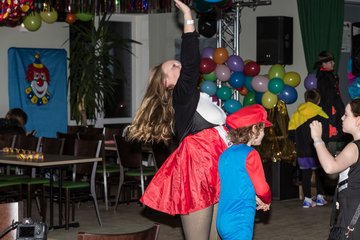 Bild 19 - Jugend Latuff